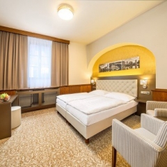 Hotel Zlatá Hvězda, Třeboň - dvoulůžkový pokoj