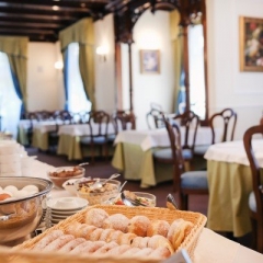 Lázeňský hotel Villa Smetana , Karlovy Vary - restaurace